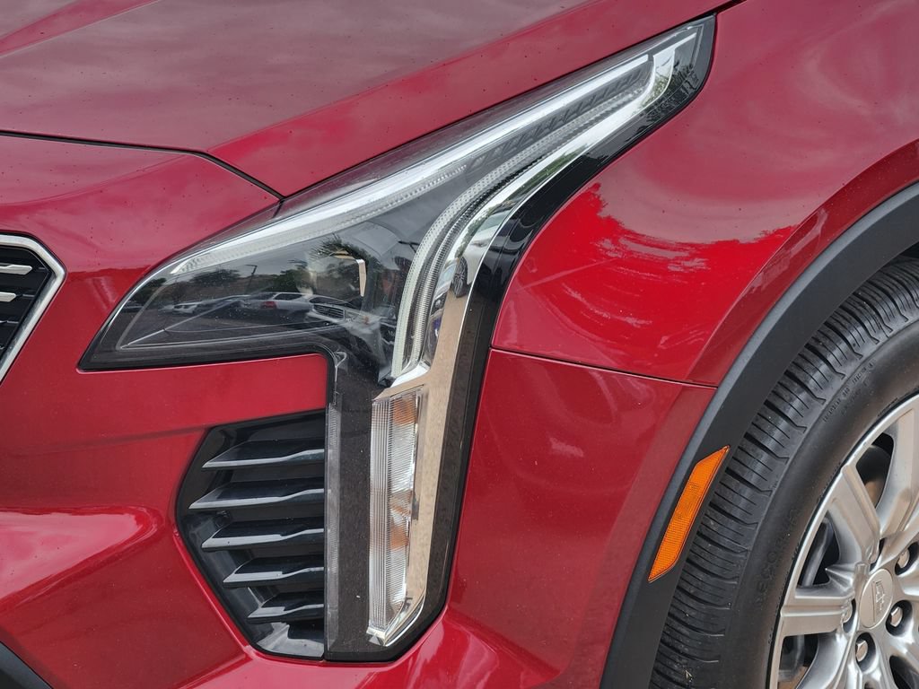 Used 2020 Cadillac XT4 Premium Luxury w/ Driver Awareness Package AWD/4WD image 8