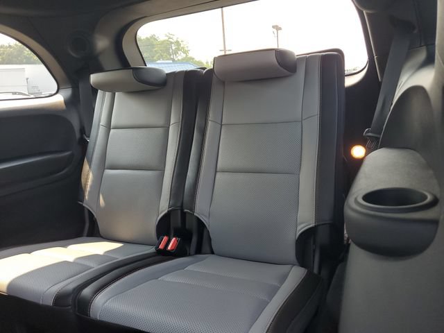 Certified 2022 Dodge Durango R/T w/ Blacktop Package RWD image 16