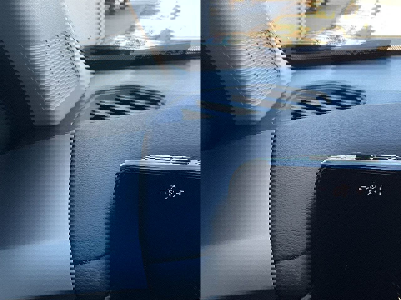 New 2026 Nissan Kicks S image 26