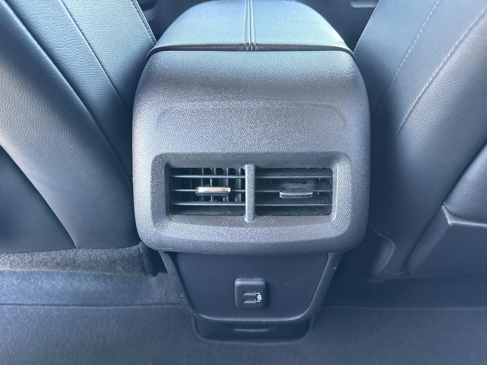 Used 2022 GMC Terrain SLT image 18