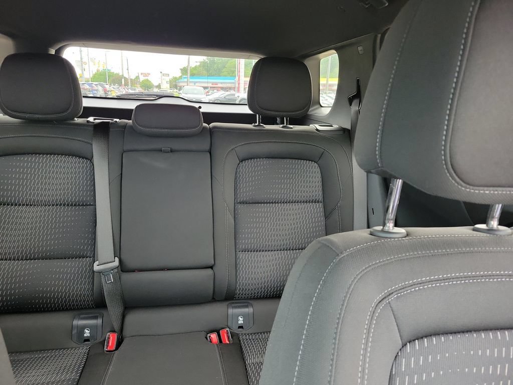 Used 2025 Chevrolet Equinox LT AWD/4WD image 11