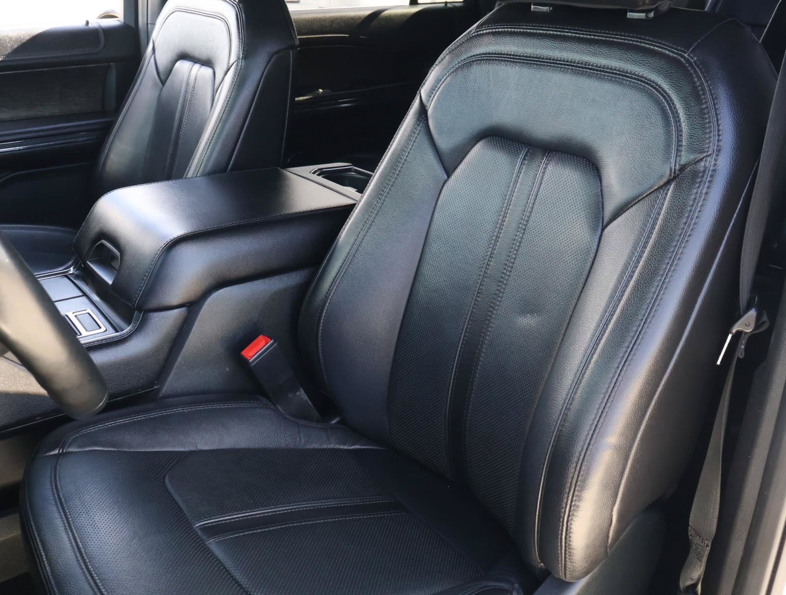 Used 2020 Ford Expedition Max Limited RWD image 14