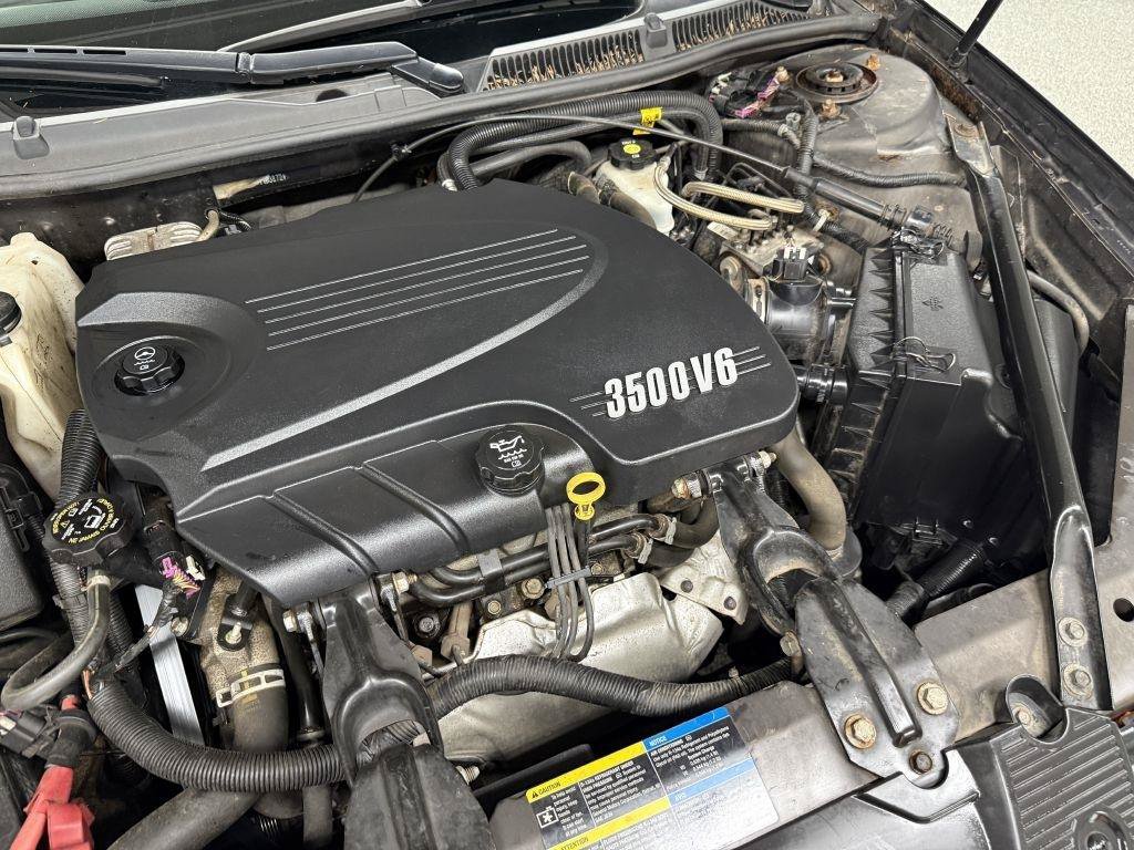 Used 2009 Chevrolet Impala LT FWD image 33