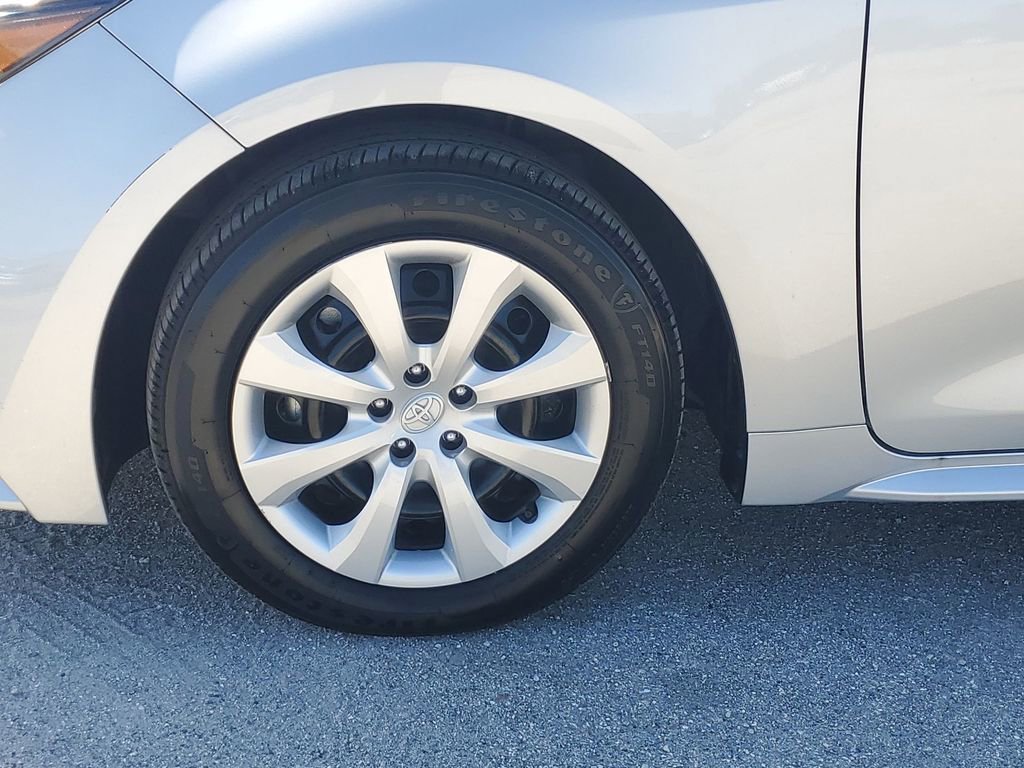 Certified 2024 Toyota Corolla LE image 17