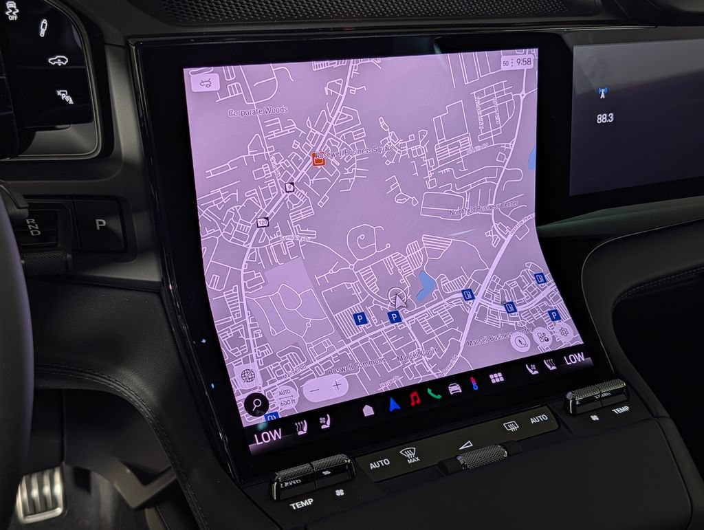 New 2026 Porsche Cayenne Turbo AWD/4WD image 32