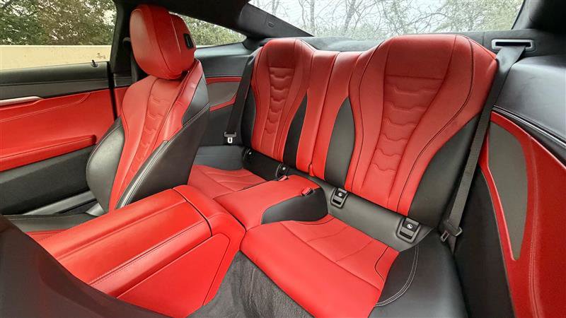 Used 2019 BMW M850i xDrive Coupe w/ M Carbon Exterior Package AWD/4WD image 49
