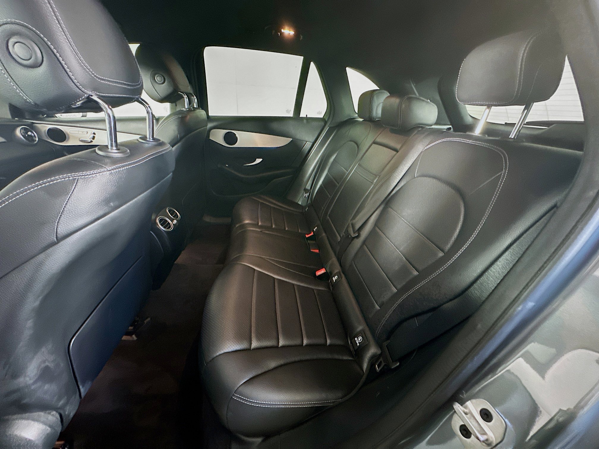 Used 2022 Mercedes-Benz GLC 300 4MATIC image 26