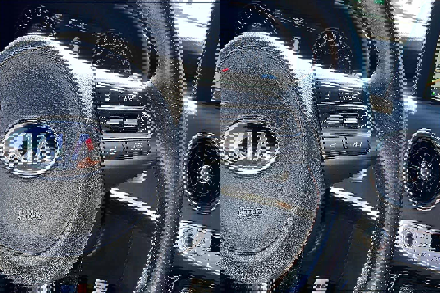 Used 2018 Kia Stinger GT2 image 21