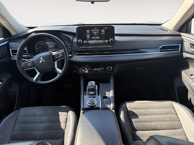 Used 2024 Mitsubishi Outlander SE AWD/4WD image 10