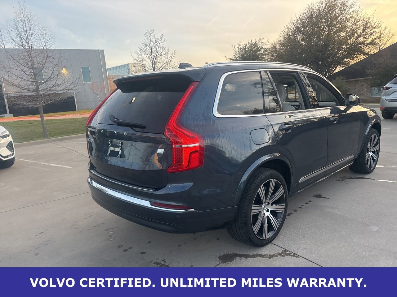 Certified 2024 Volvo XC90 T8 Ultimate w/ Protection Package Premier image 5