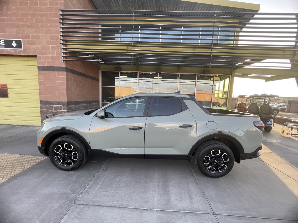 Used 2023 Hyundai Santa Cruz SEL image 5