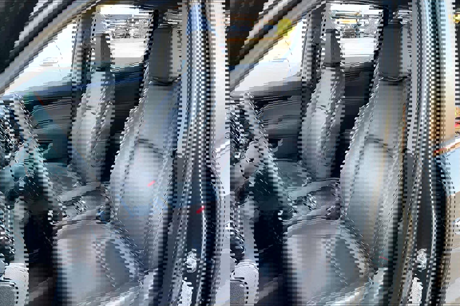 Used 2023 Honda Odyssey Touring image 9