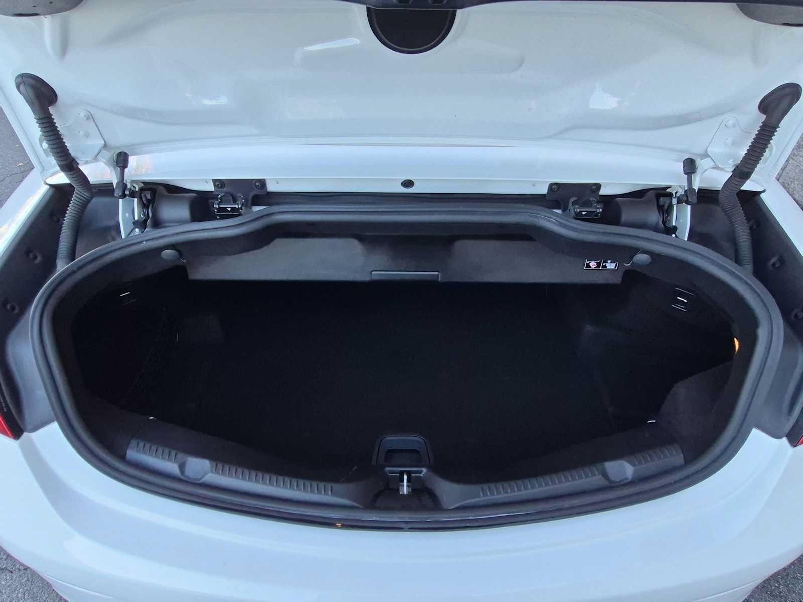 Used 2019 Mercedes-Benz E 450 Cabriolet image 36