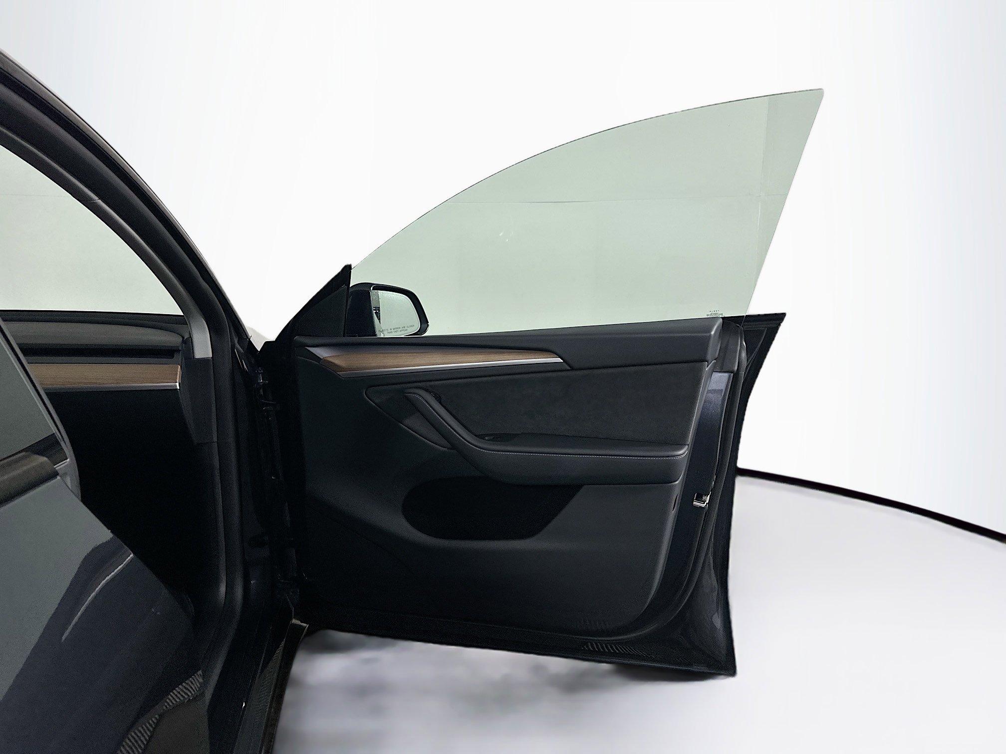 Used 2025 Tesla Model Y Long Range image 32