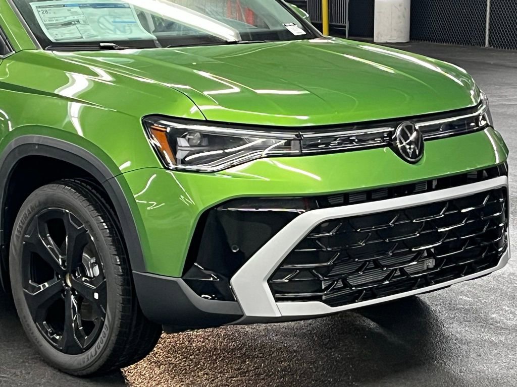 New 2025 Volkswagen Taos SEL AWD/4WD image 40
