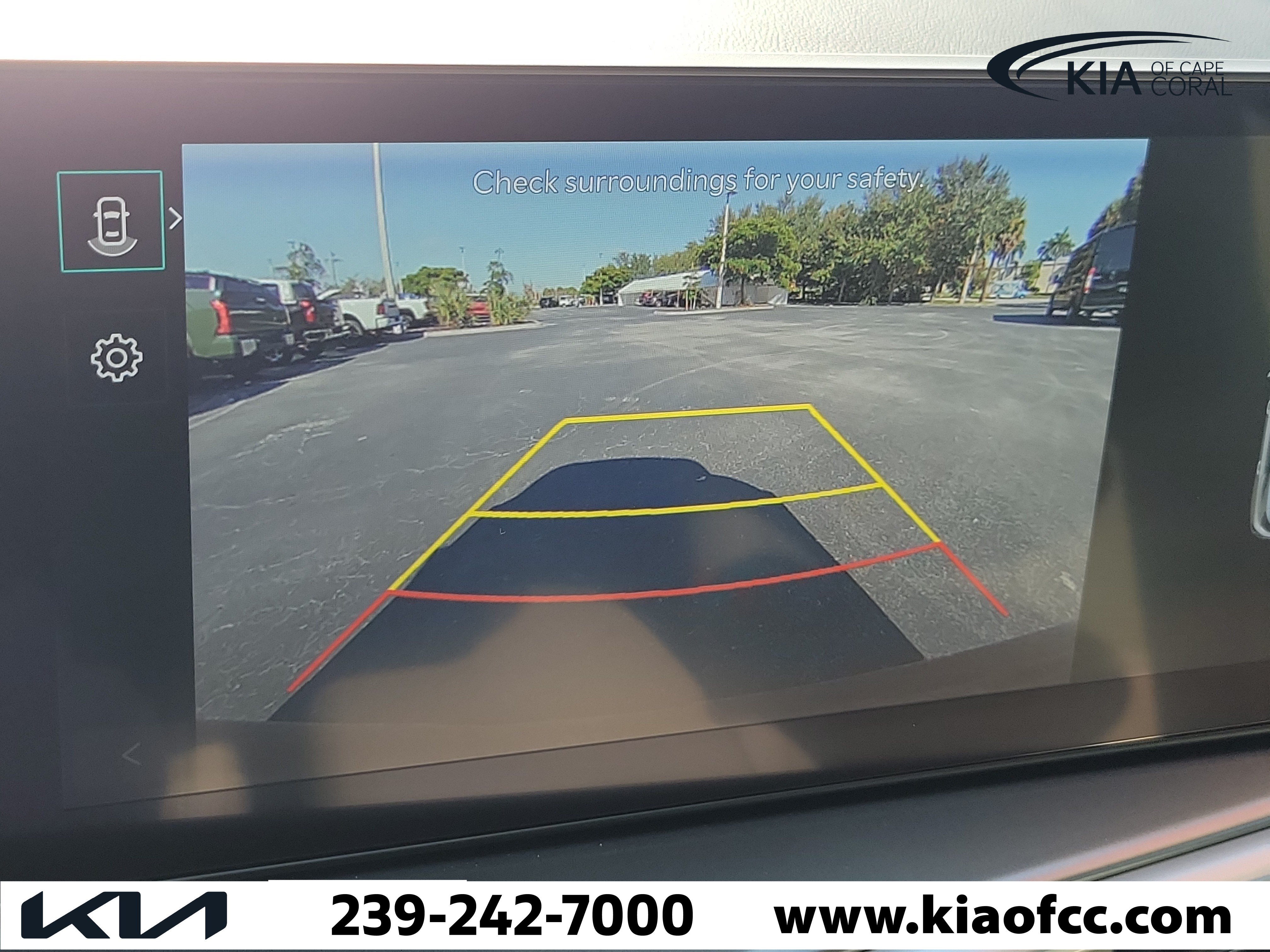 Certified 2025 Kia Sorento S w/ Panoramic Sunroof Package FWD image 28
