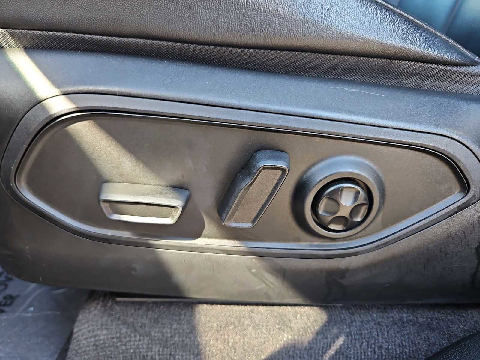 Used 2021 Jeep Grand Cherokee L Limited image 18