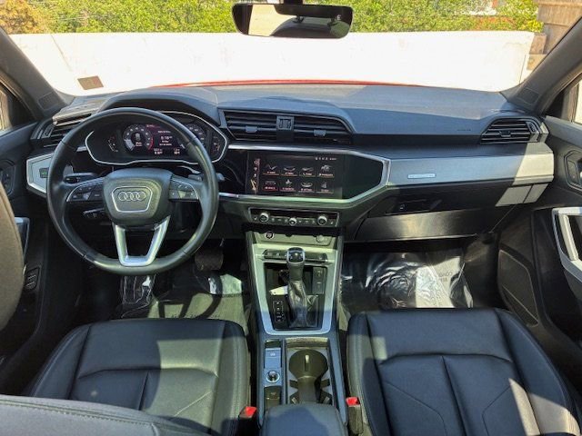 Used 2024 Audi Q3 2.0T Premium image 15