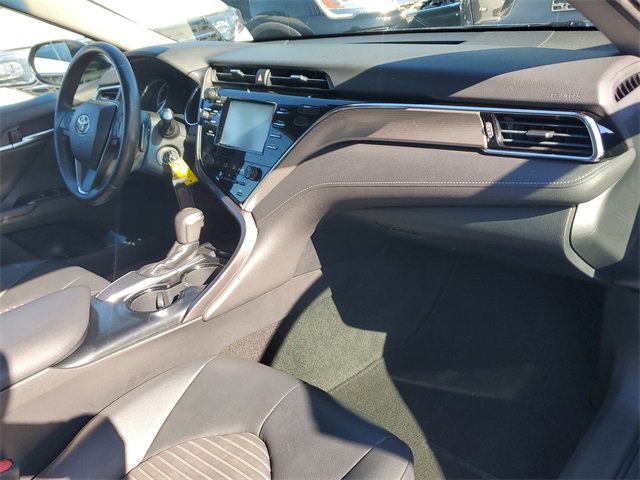 Used 2018 Toyota Camry SE image 10