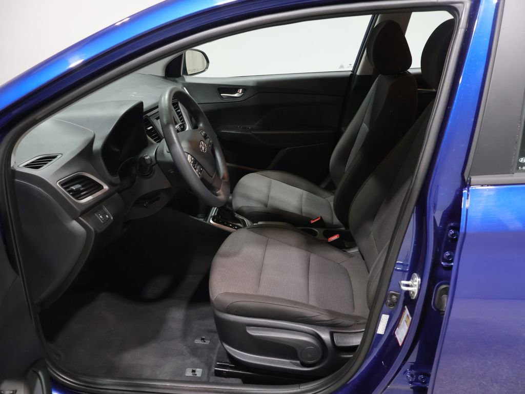 Used 2021 Hyundai Accent SE FWD image 9