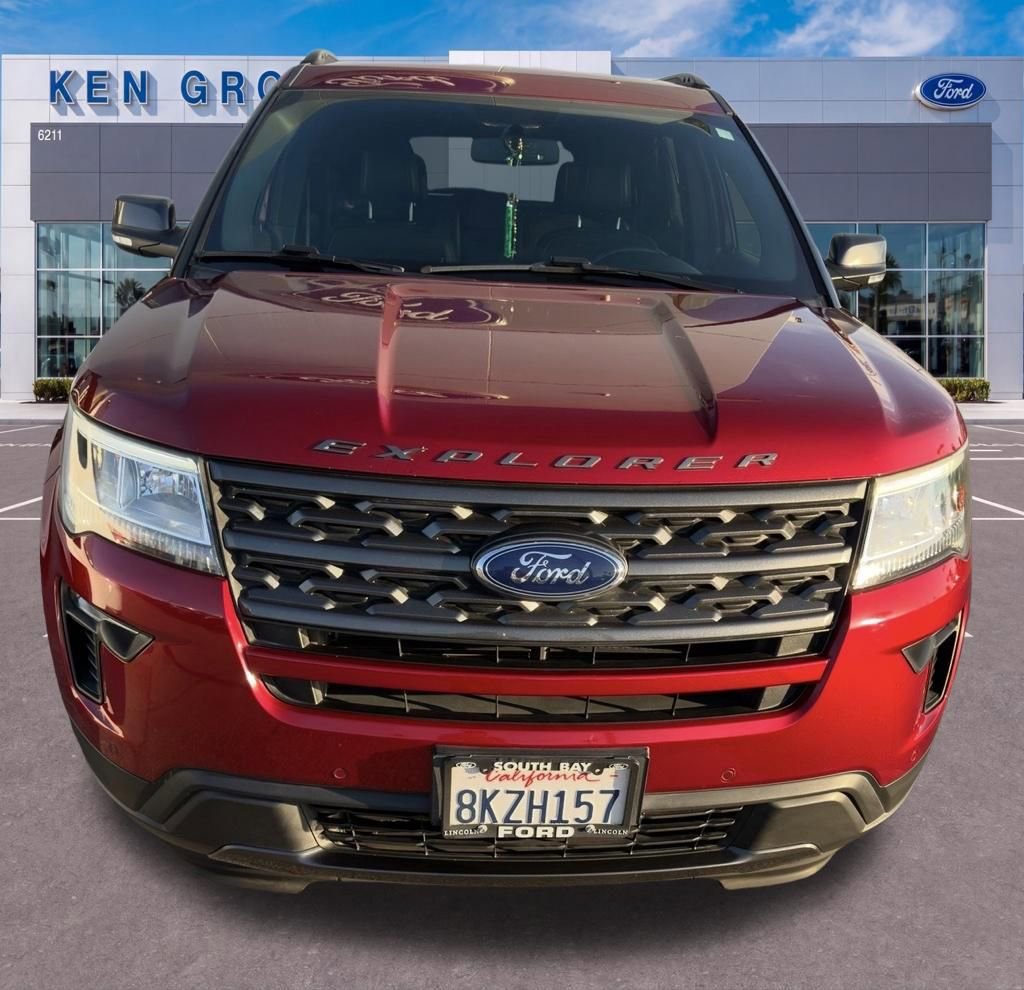 Used 2019 Ford Explorer XLT w/ Equipment Group 202A FWD image 3