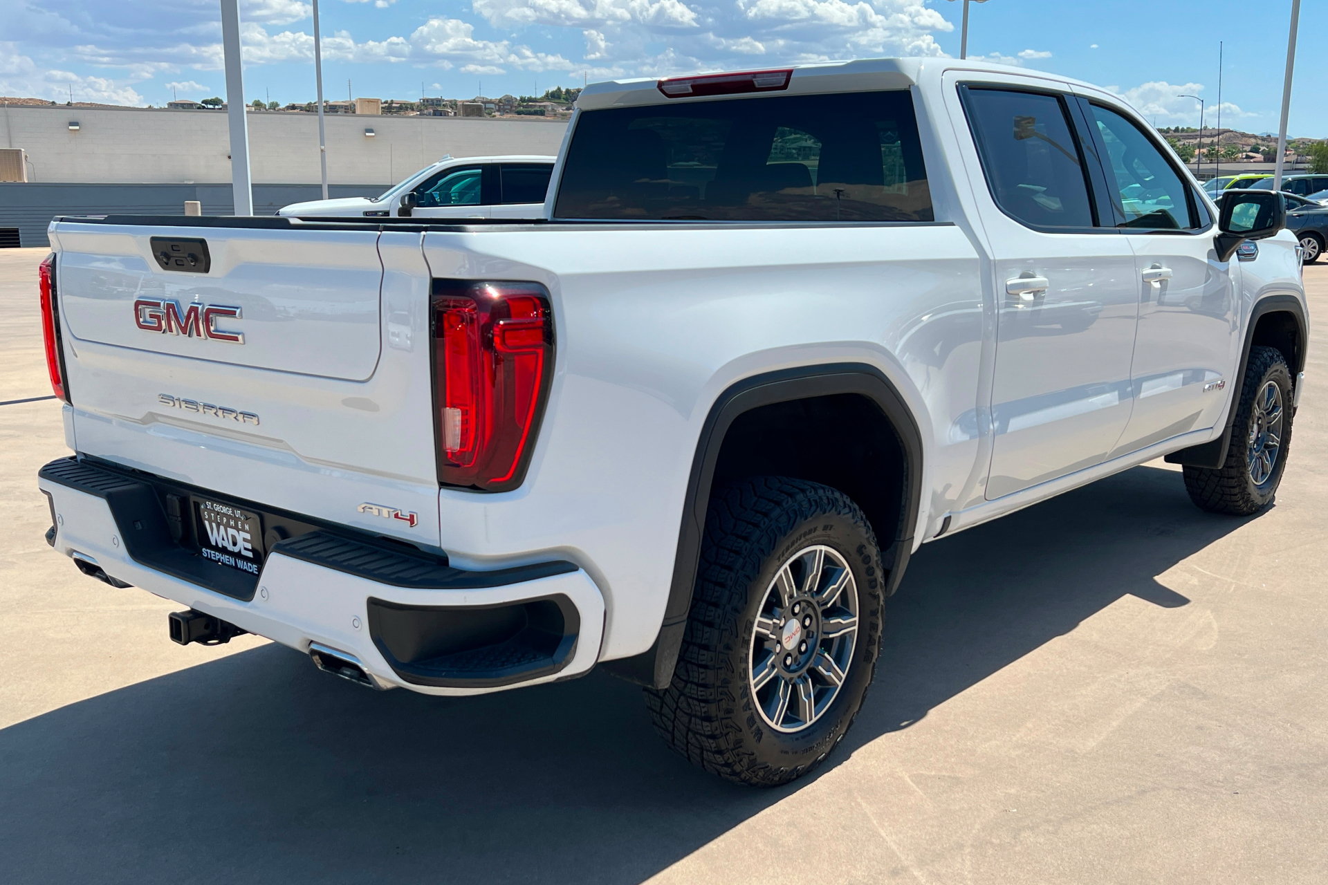 Used 2025 GMC Sierra 1500 AT4 AWD/4WD image 6