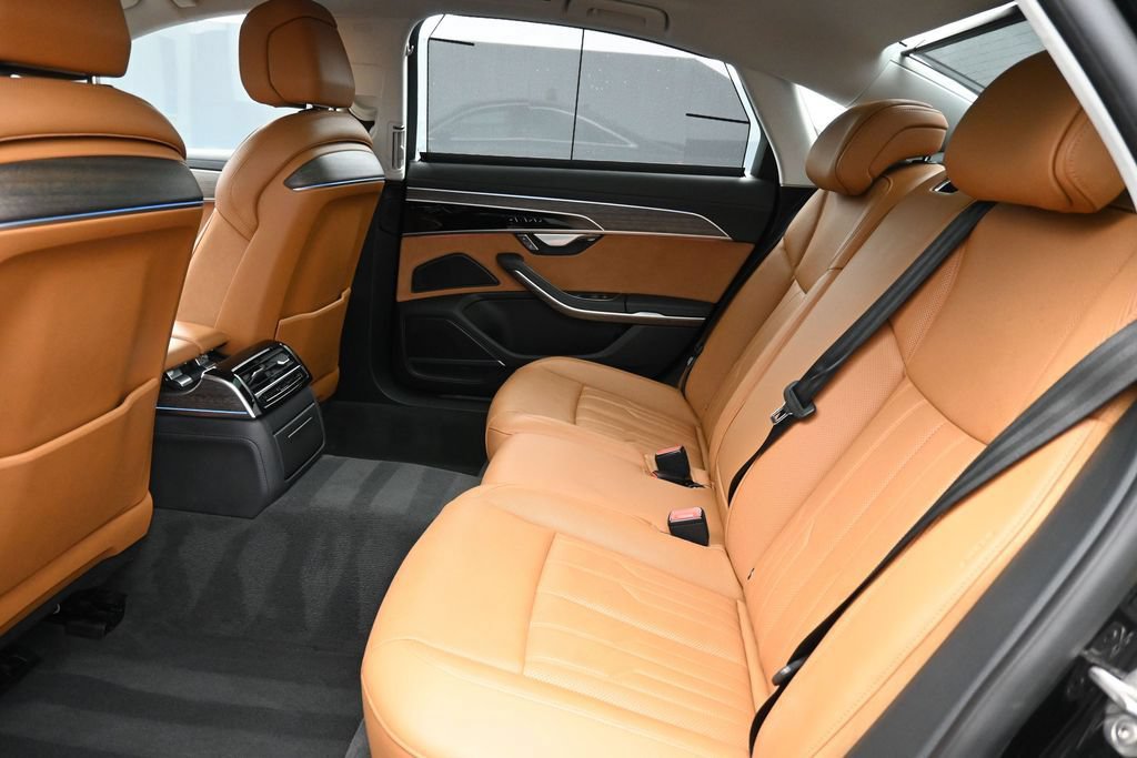 Used 2023 Audi A8 L 3.0T w/ Luxury Package AWD/4WD image 21