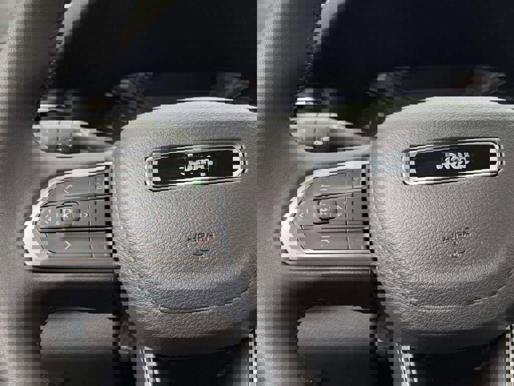 New 2026 Jeep Compass Limited image 36