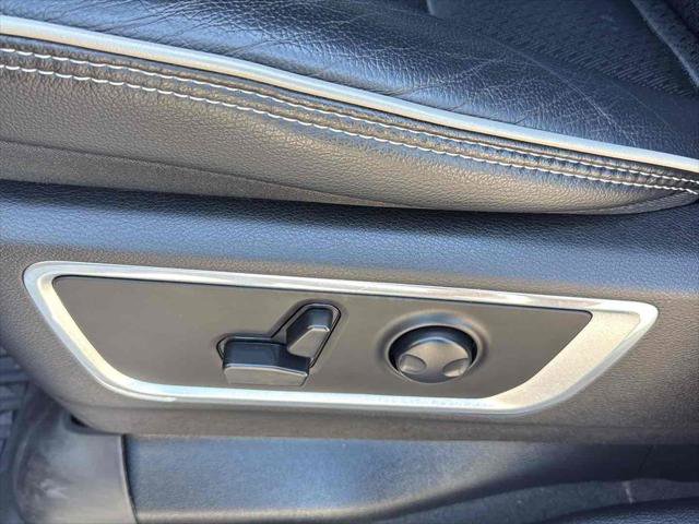 Used 2022 RAM 1500 Laramie w/ Sport Appearance Package image 21