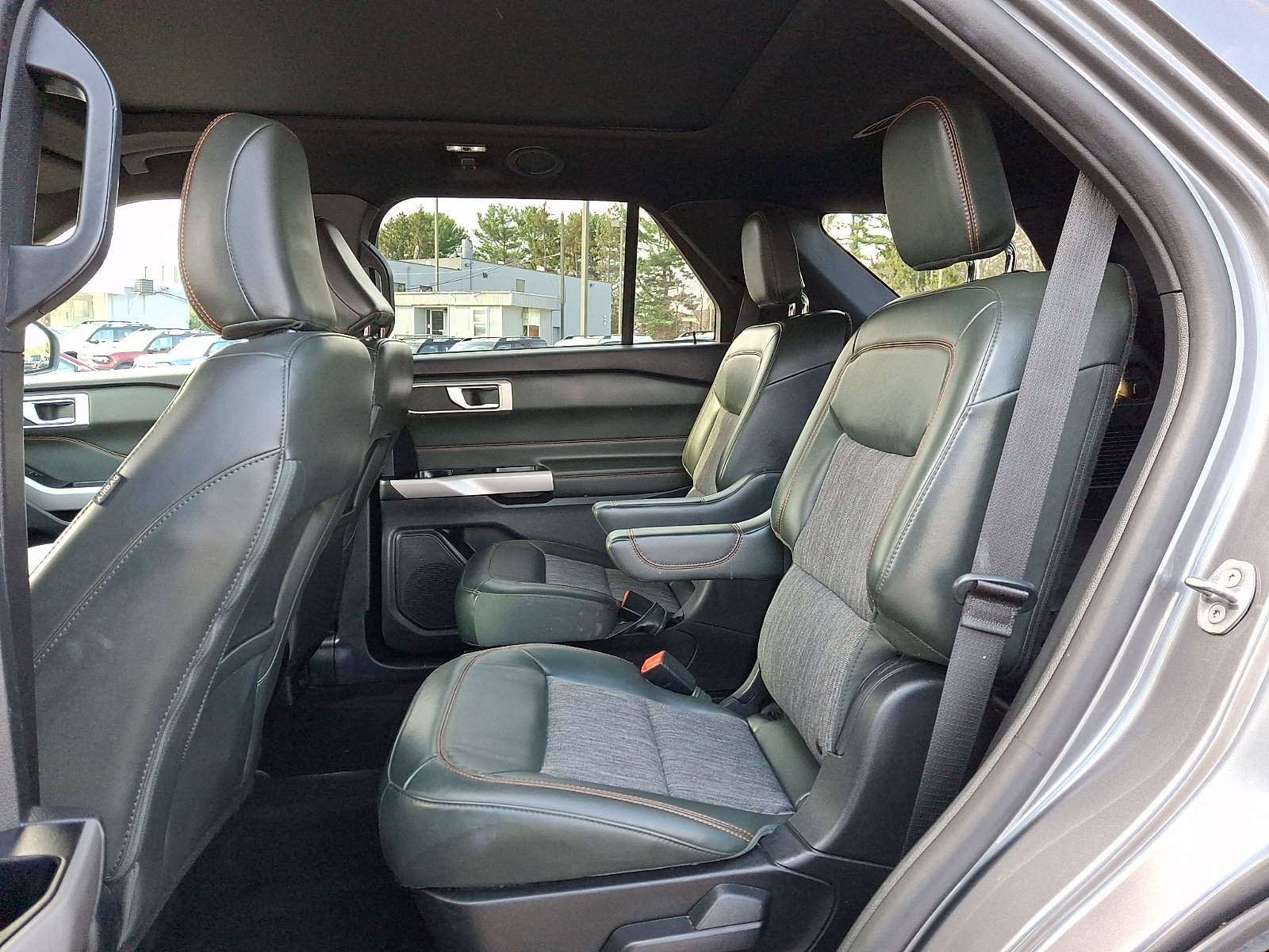 Used 2022 Ford Explorer Timberline image 10
