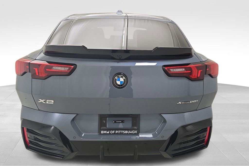 New 2026 BMW X2 xDrive28i w/ Technology Package AWD/4WD image 8