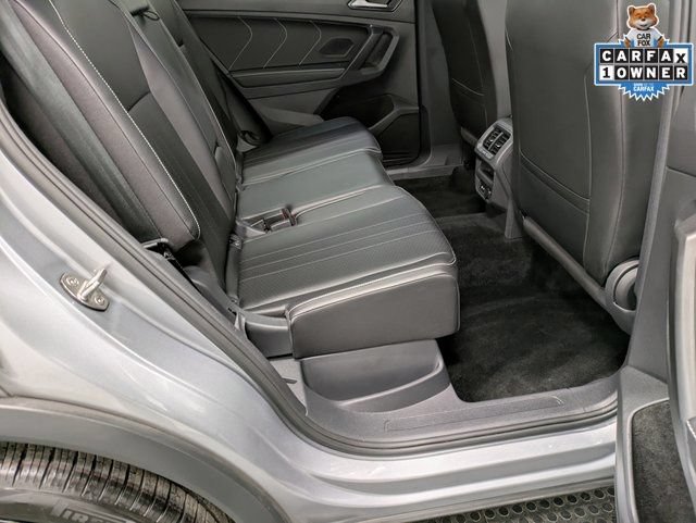 Used 2023 Volkswagen Tiguan SE R-Line AWD/4WD image 31
