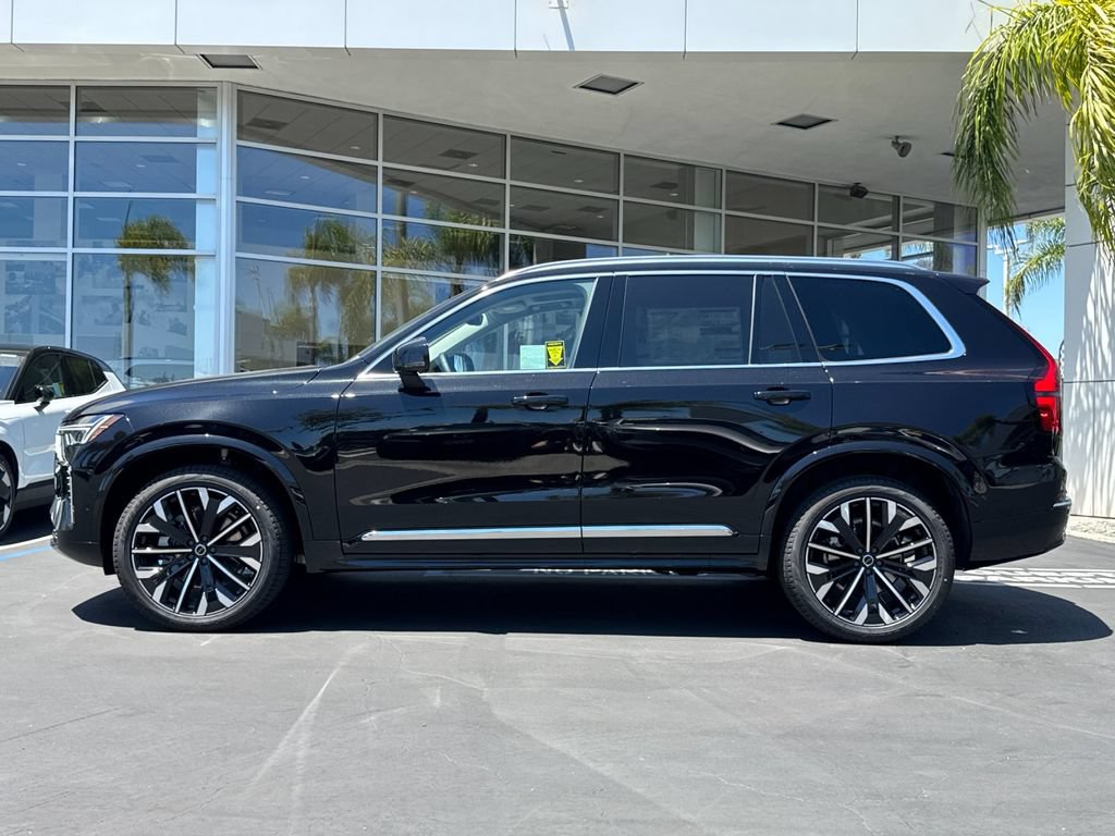 New 2026 Volvo XC90 B5 Plus AWD/4WD image 2