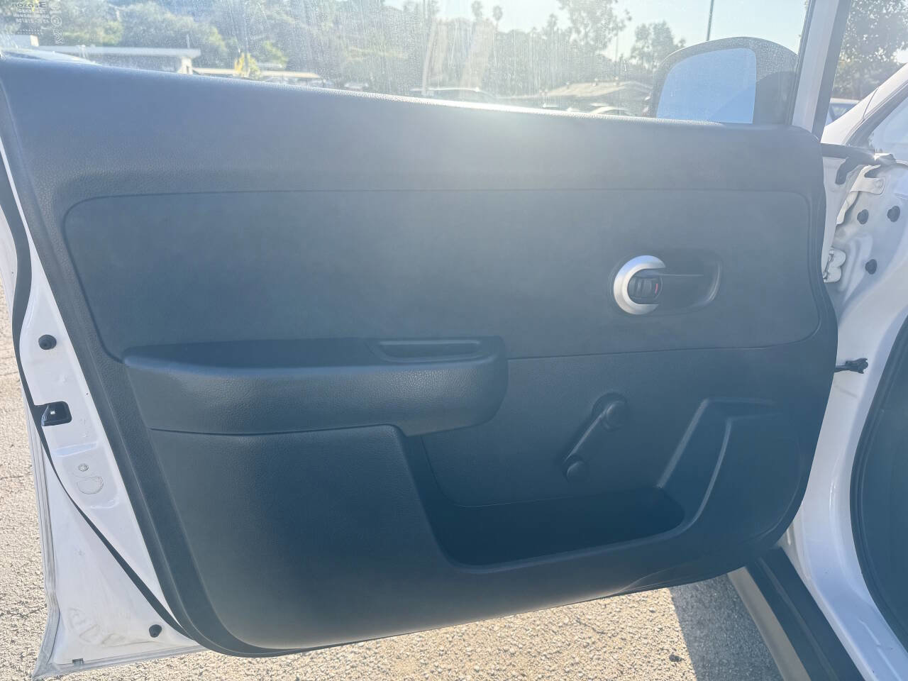 Used 2011 Nissan Versa Sedan image 14