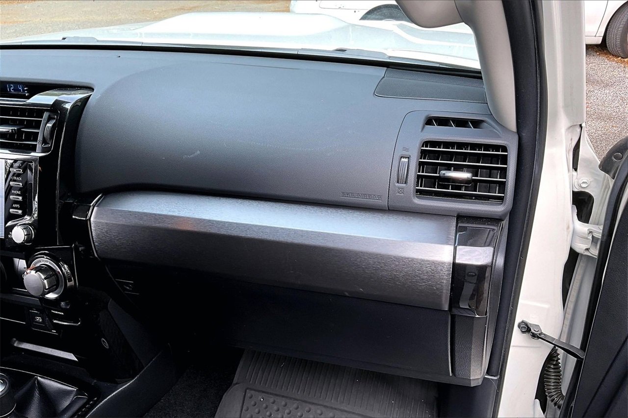 Used 2022 Toyota 4Runner TRD Off-Road Premium image 22