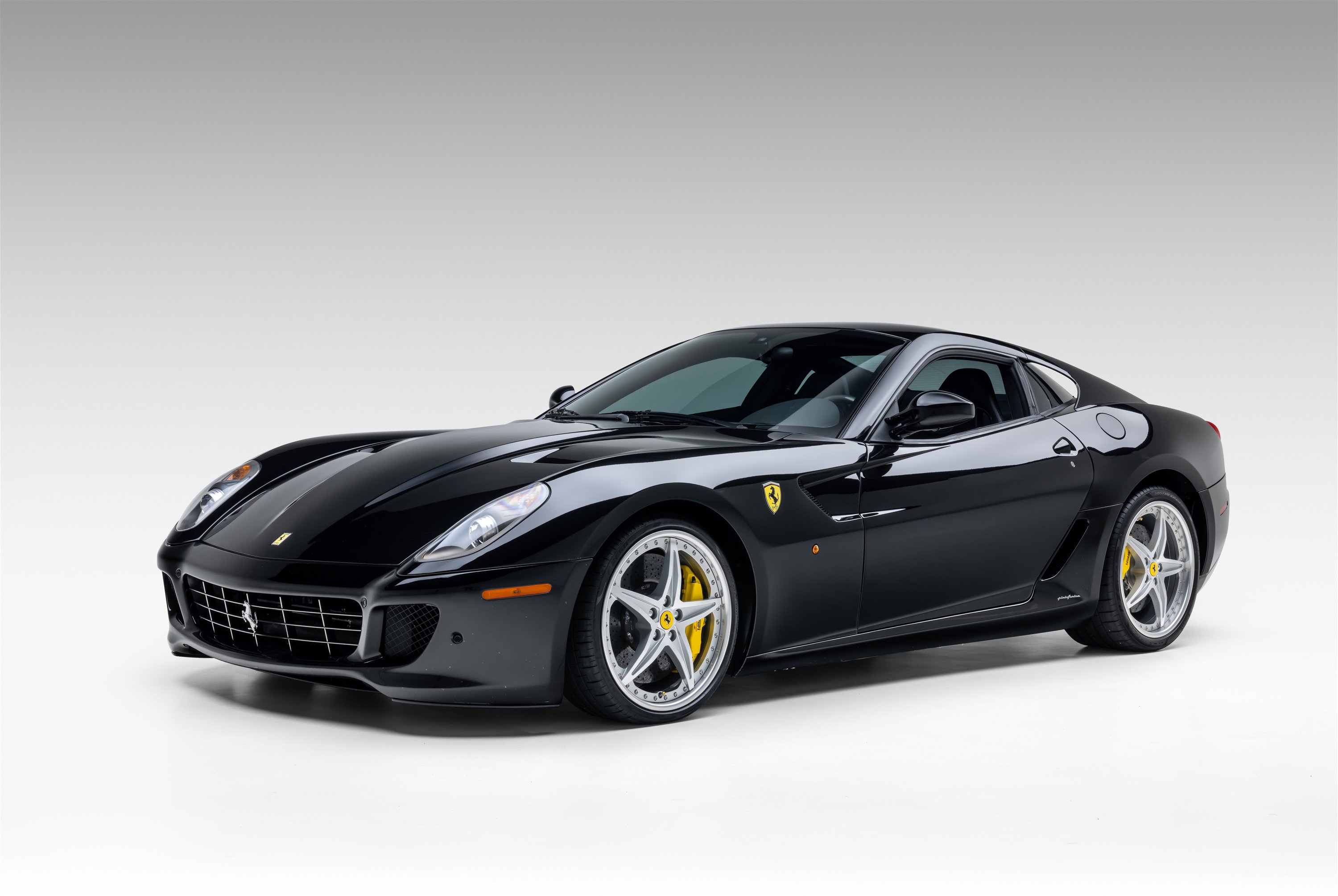 Used 2007 Ferrari 599 GTB Fiorano RWD image 2