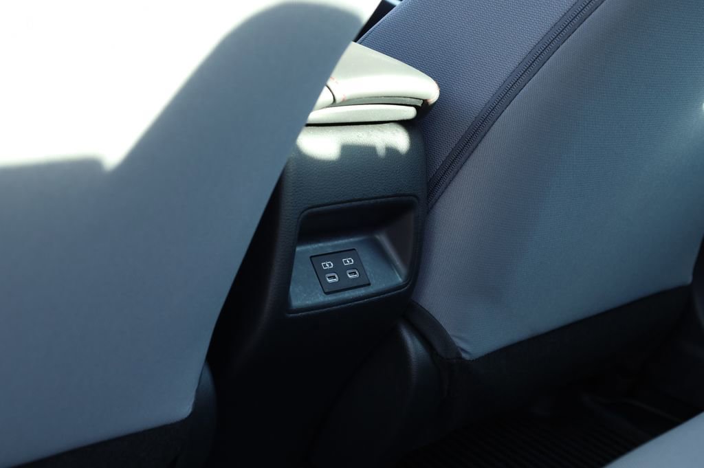 Used 2024 Toyota Corolla SE image 9