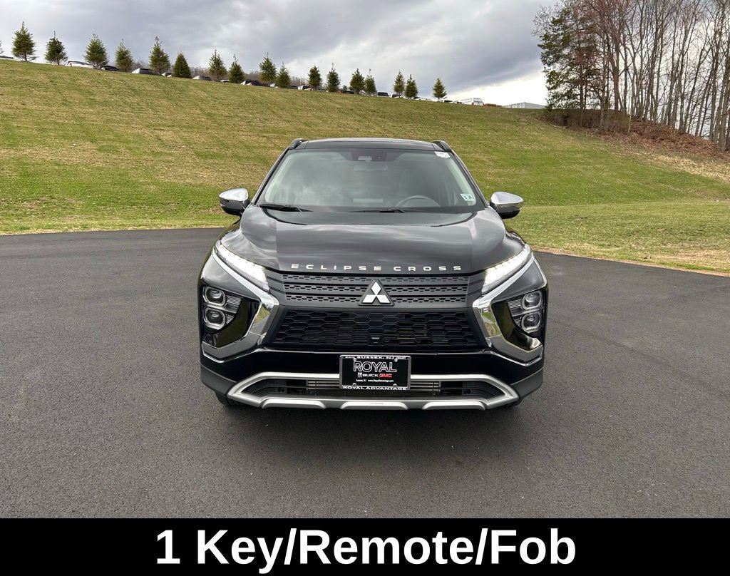 Used 2023 Mitsubishi Eclipse Cross SE image 2