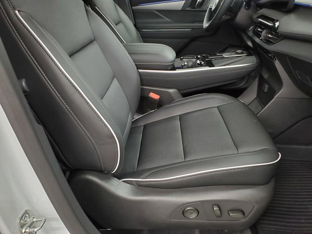 New 2025 Buick Enclave Preferred w/ Power Package image 19