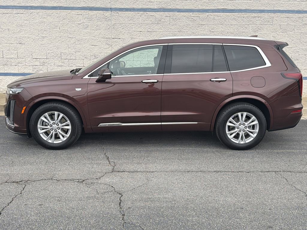 Used 2023 Cadillac XT6 Premium Luxury image 4