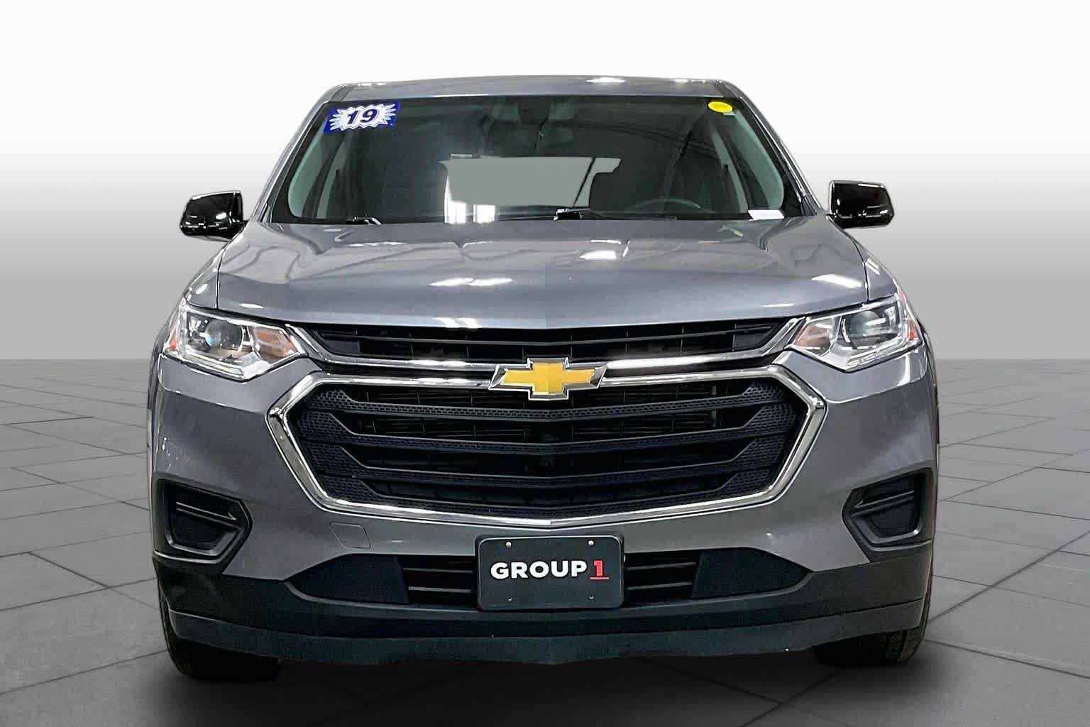 Used 2019 Chevrolet Traverse LS FWD image 4