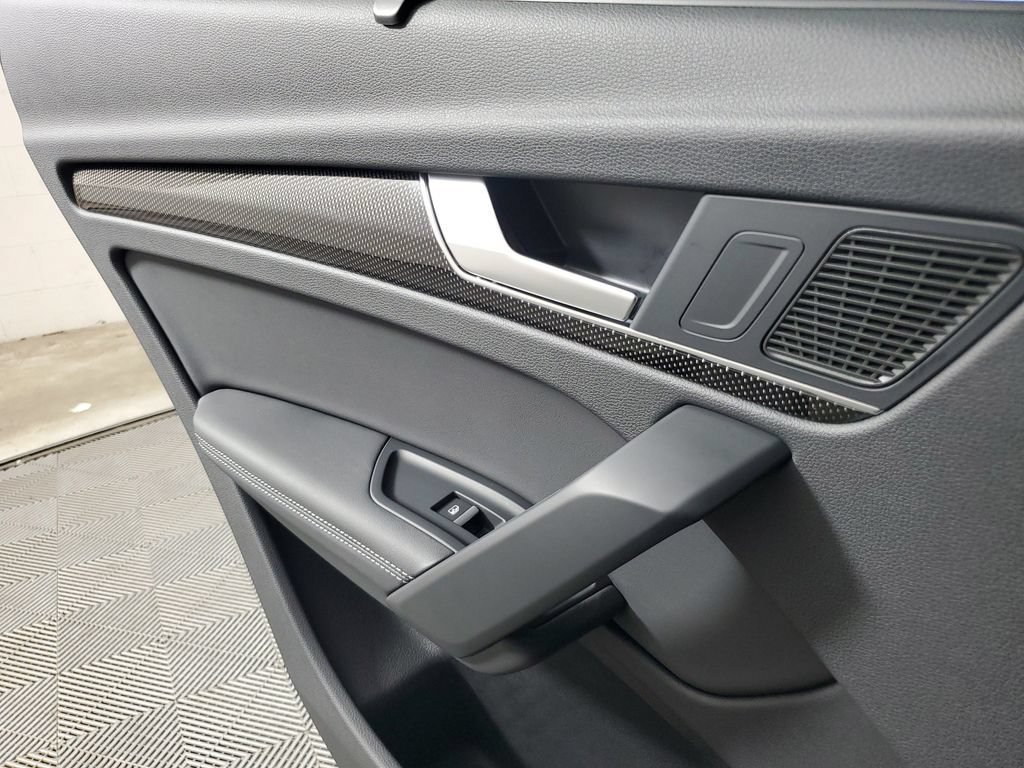 Used 2024 Audi SQ5 Premium Plus AWD/4WD image 17