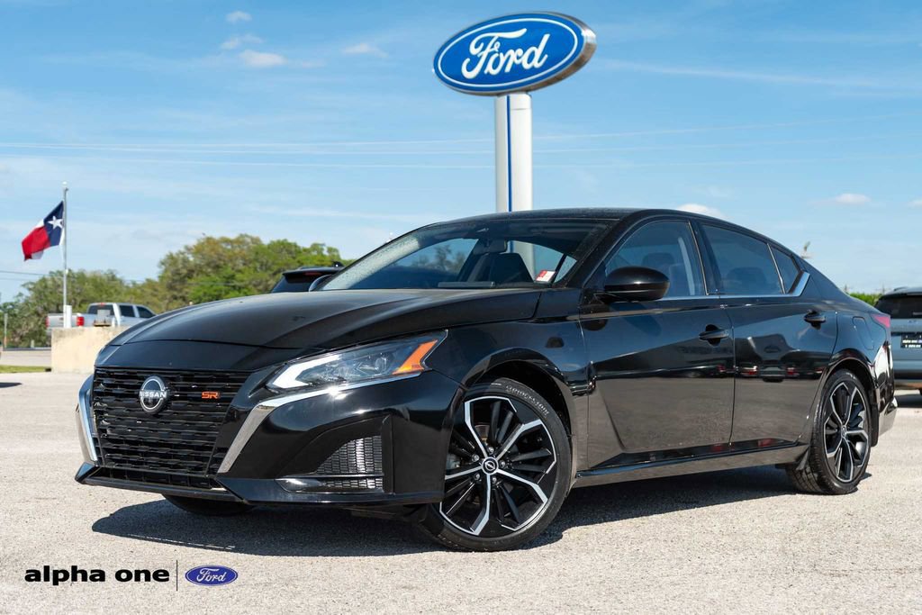 Used 2024 Nissan Altima 2.5 SR w/ SR Premium Package