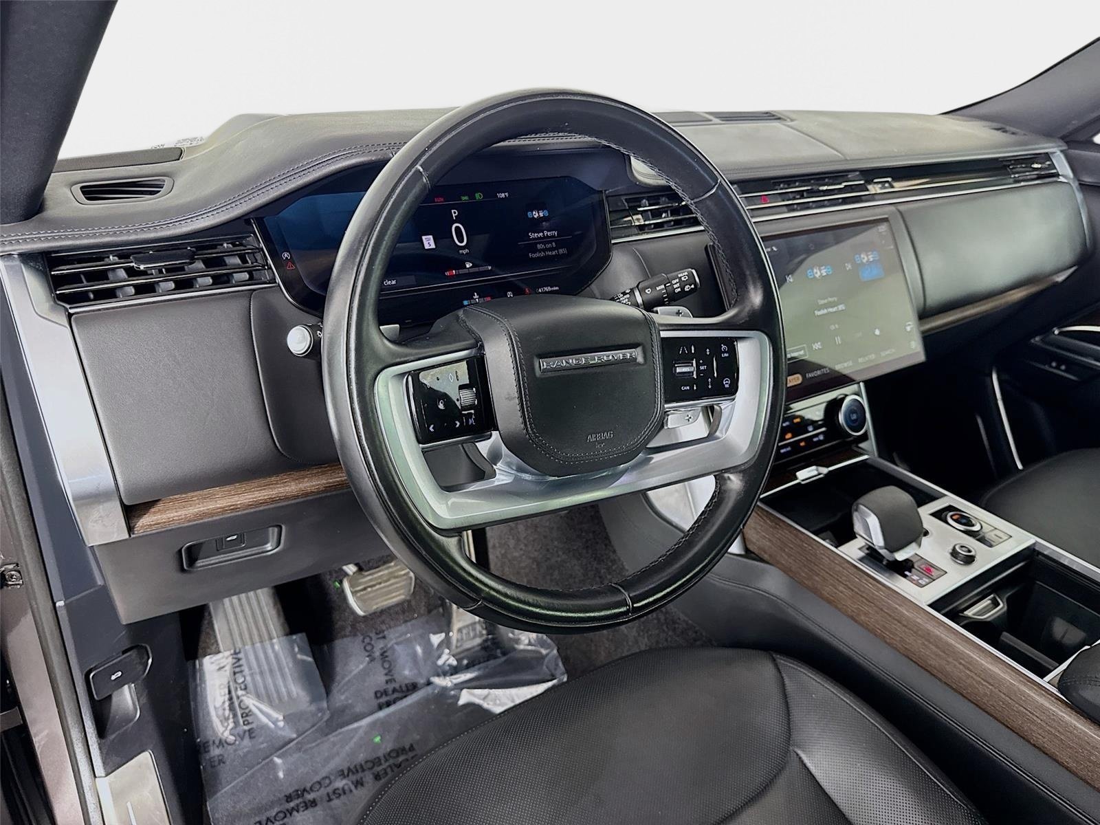 Used 2023 Land Rover Range Rover SE AWD/4WD image 9