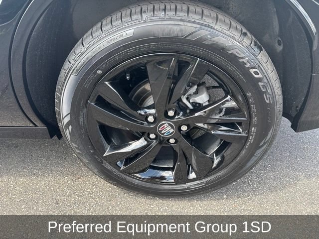 Used 2024 Buick Encore GX Sport Touring FWD image 7