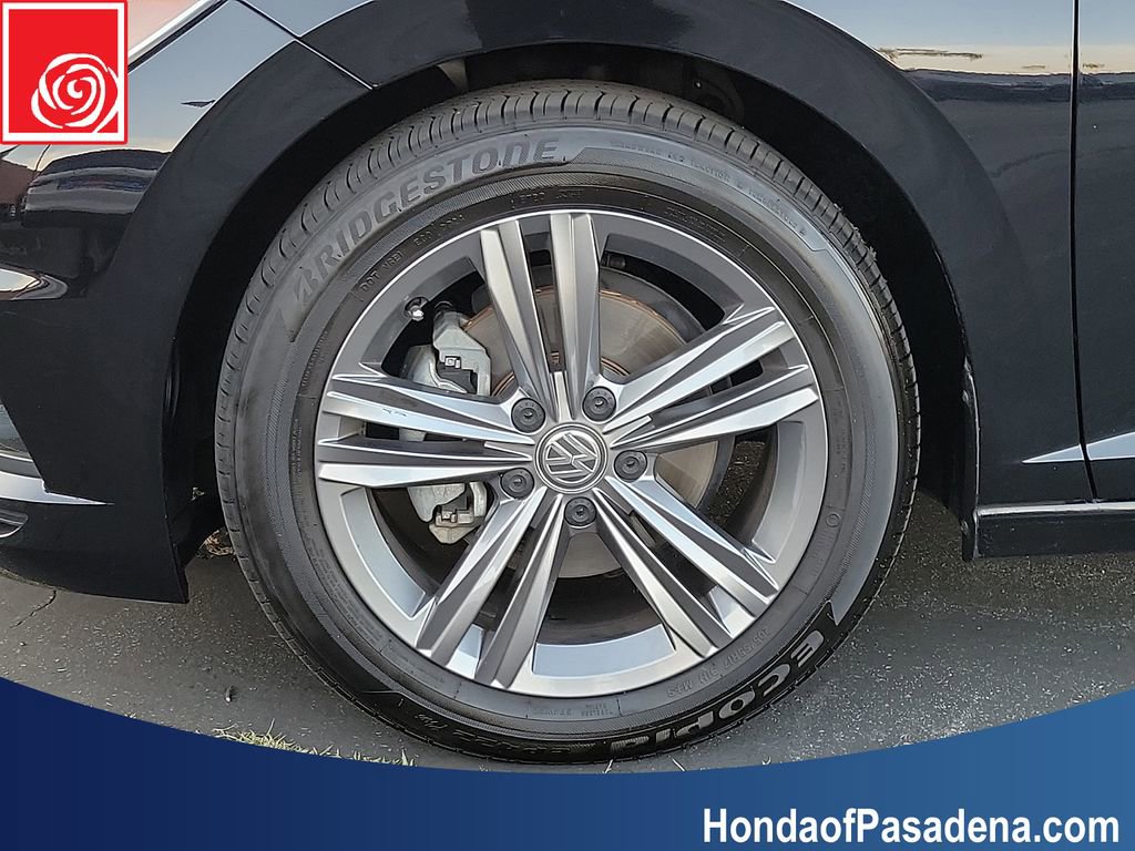 Used 2021 Volkswagen Jetta R-Line FWD image 33