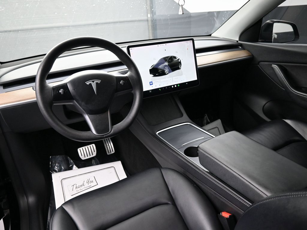 Used 2022 Tesla Model Y Performance image 9