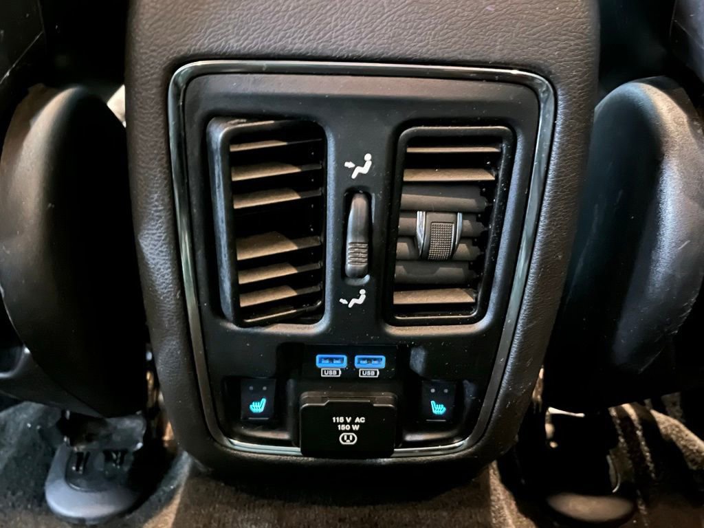 Used 2015 Jeep Grand Cherokee Limited image 21