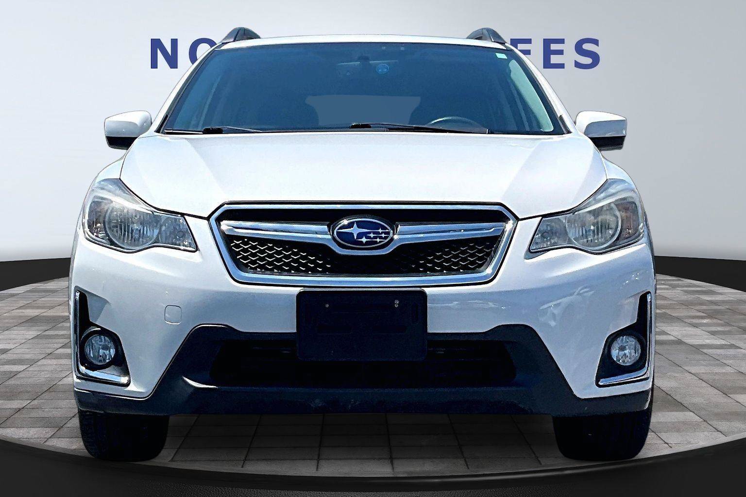 Used 2017 Subaru Crosstrek 2.0i Premium w/ Moonroof Package AWD/4WD image 2