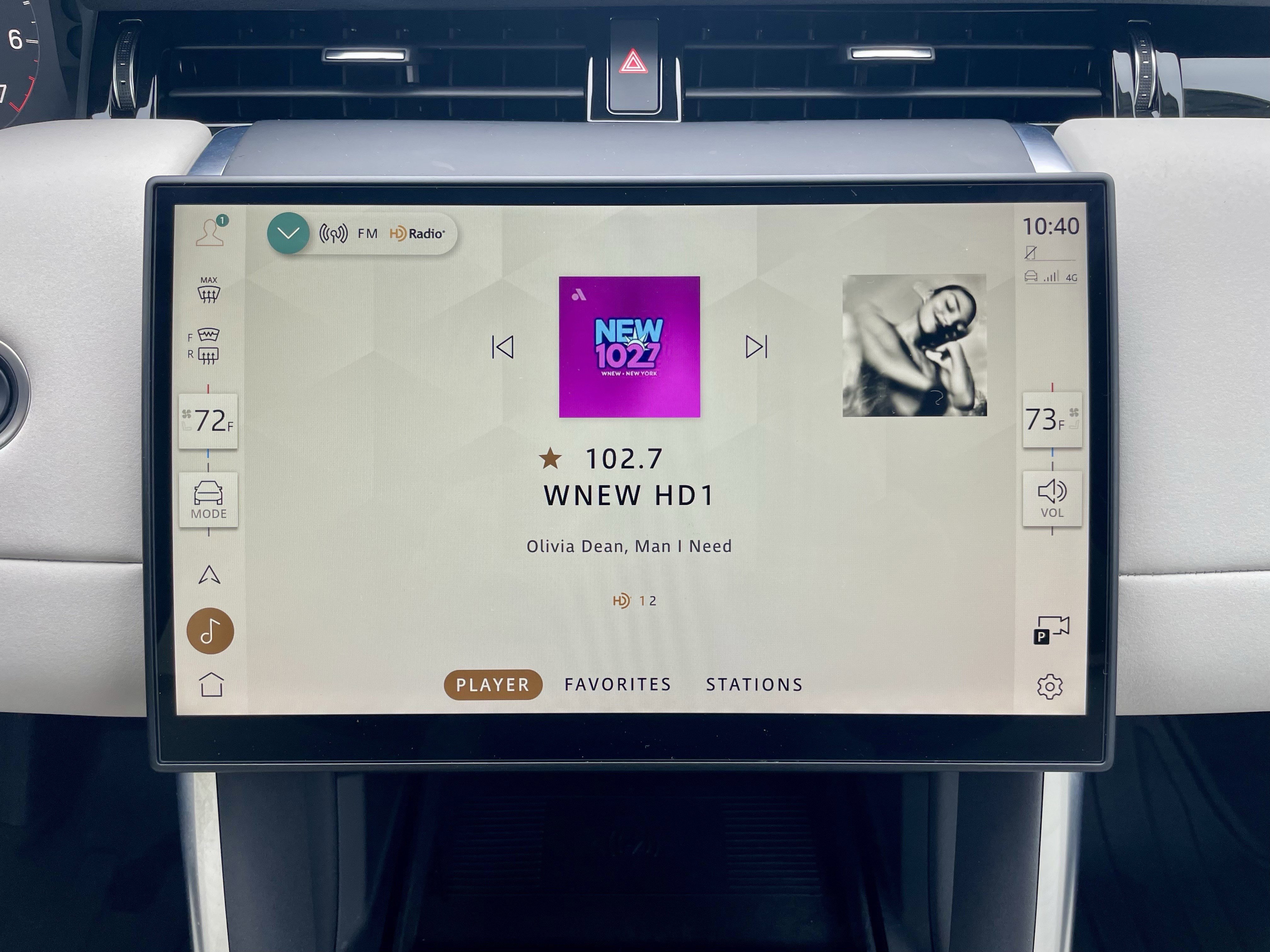 Certified 2024 Land Rover Discovery Sport S image 29